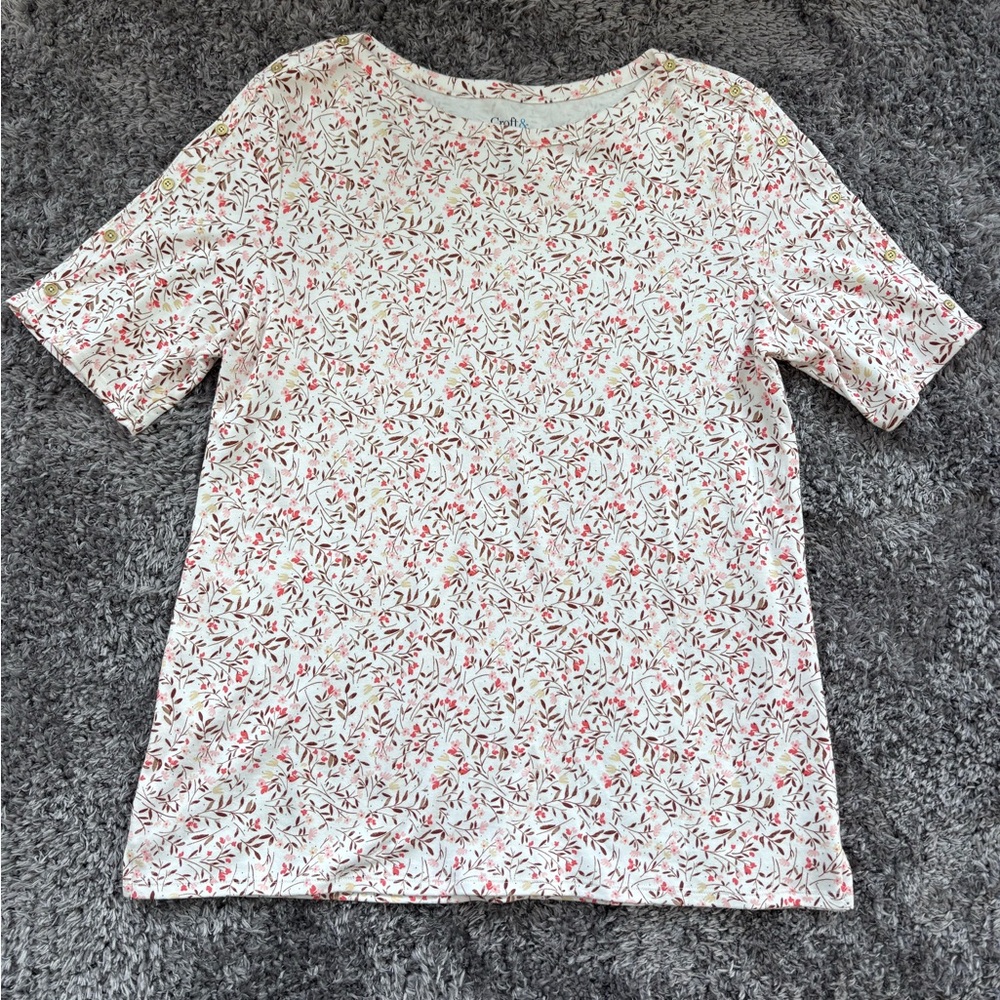 Like New Floral Cotton Blouse Croft & Barrow Size Medium Blouse